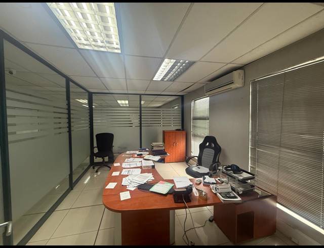 2,808M² WAREHOUSE TO LET IN ALRODE
